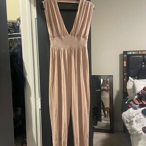 Very nice earthly color.